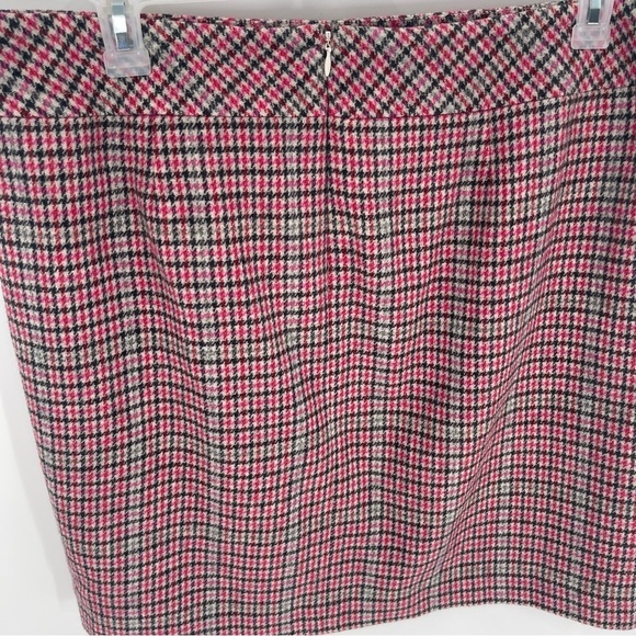 Talbots Straight Skirt Womens Size 16 Wool Blend Pencil Plaid pink black pockets - Picture 7 of 8